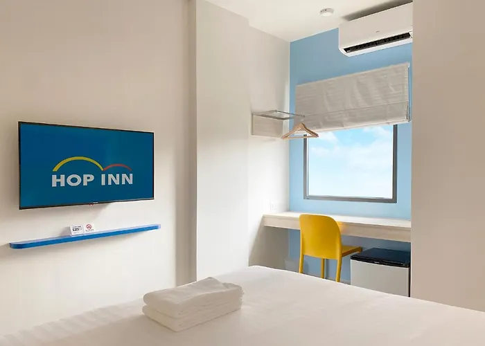Hotel Hop Krung Thonburi Station Bangkok